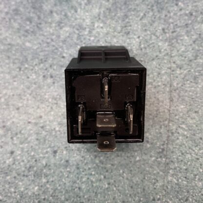 Dometic Fridge Relay 12V 40A - Used - Image 2