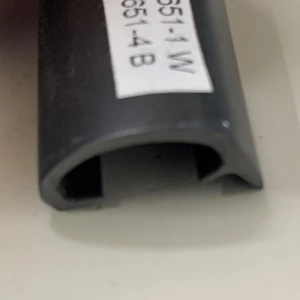 White Vinyl Cap Molding - 3/4" w/ Leg